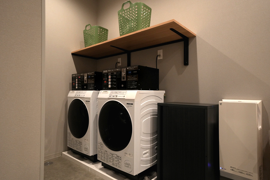 キャビン共用コインランドリー