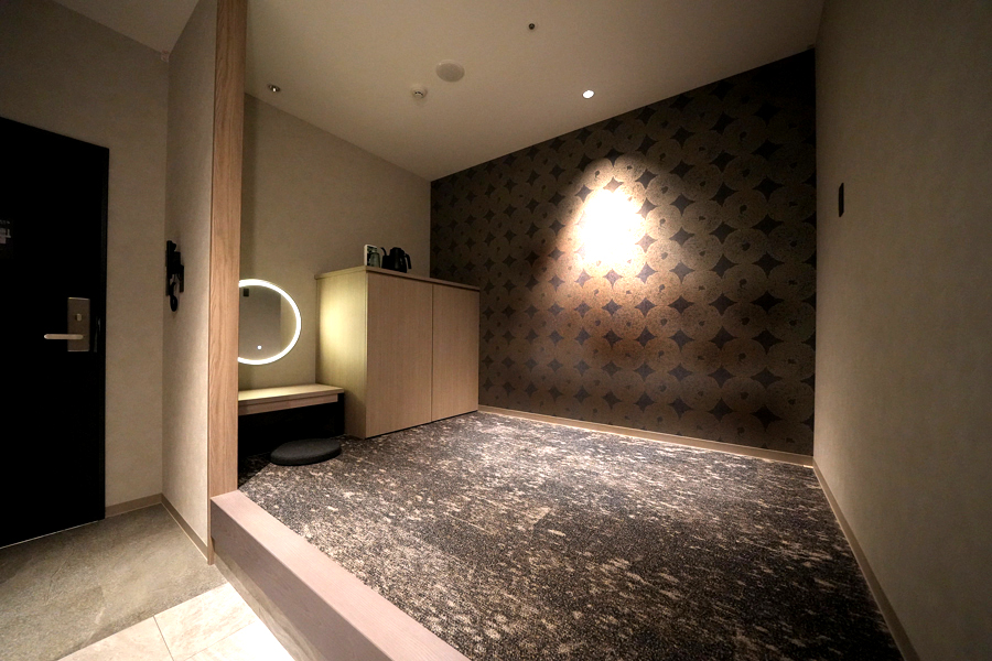 ディユースルーム