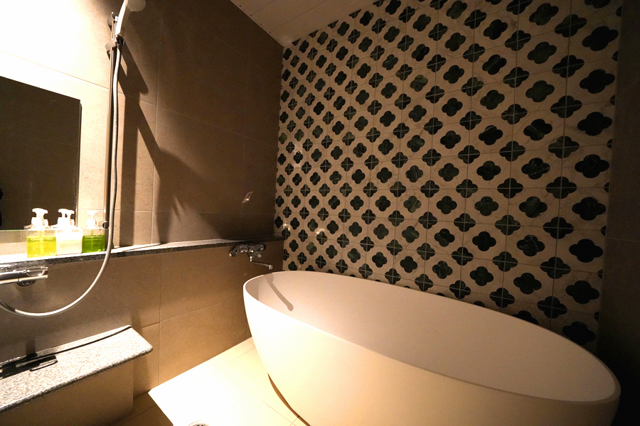 ディユース浴室